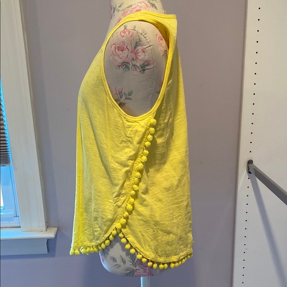 Lilly Pulitzer Yellow Embellished Sleeveless Tank Top - Picture 4 of 10